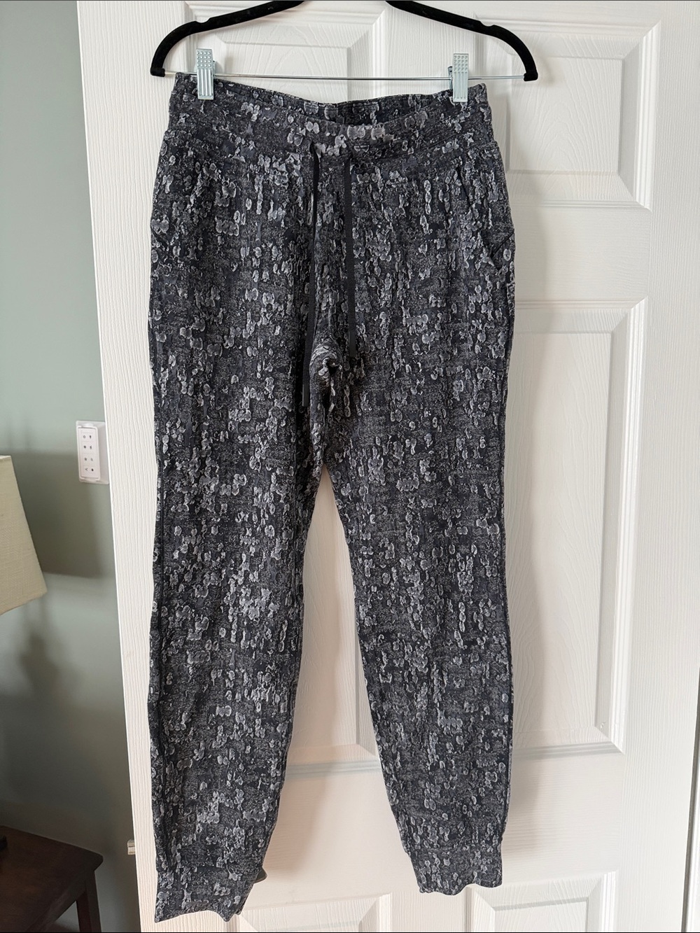 Gray Patterned Jogger Pants - Casual Pull-On Joggers
